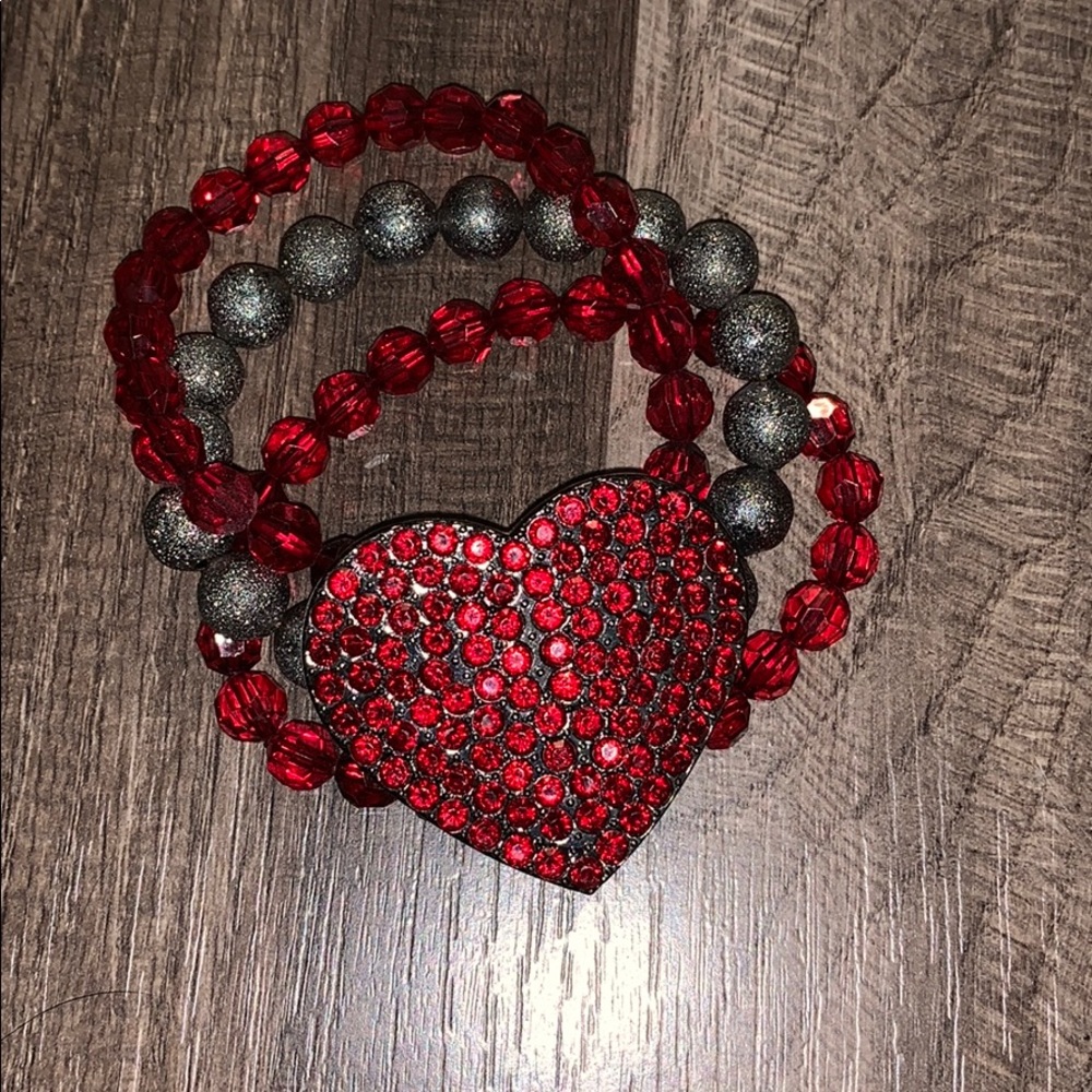 Costume jewelry bracelet